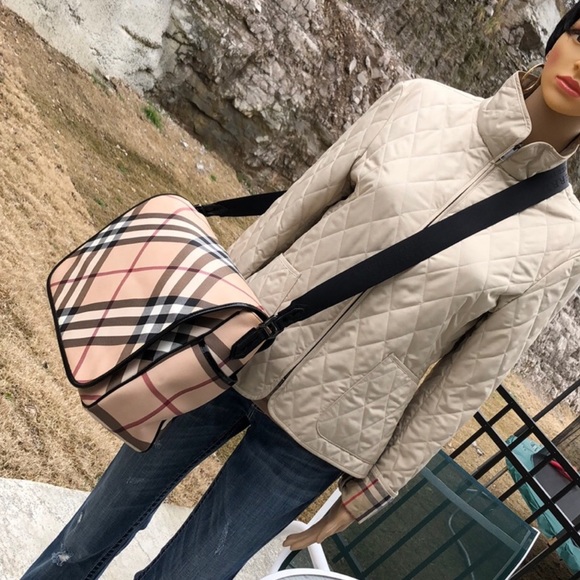 Authentic Burberry messenger crossbody bag - Picture 7 of 8